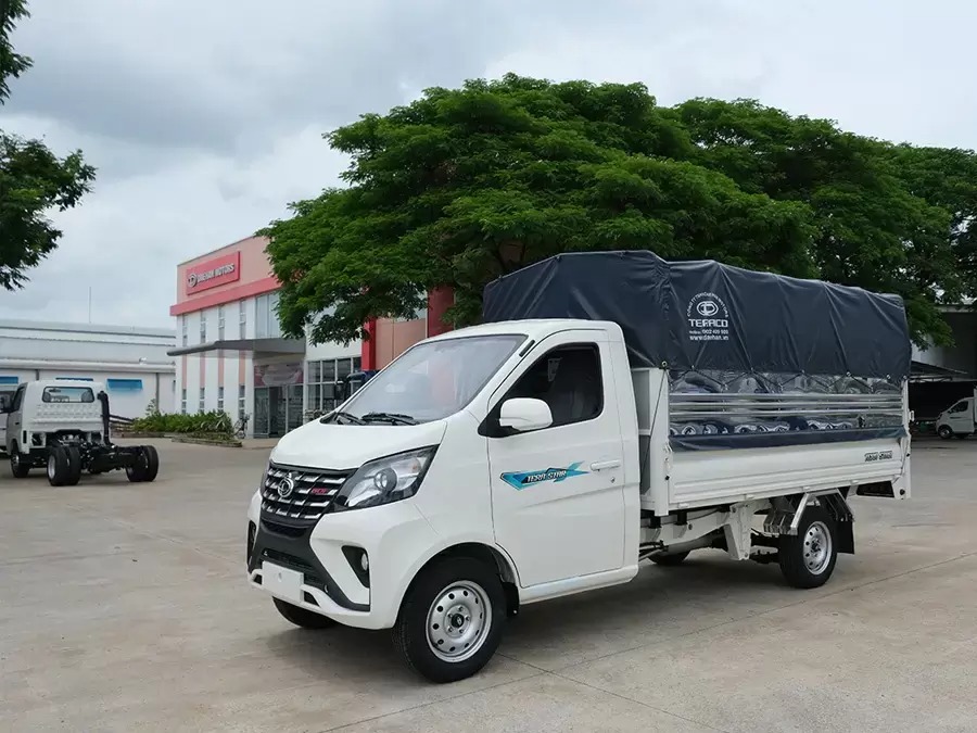 xe-tai-duoi-1-tan-gia-re-teraco-hung-vuong