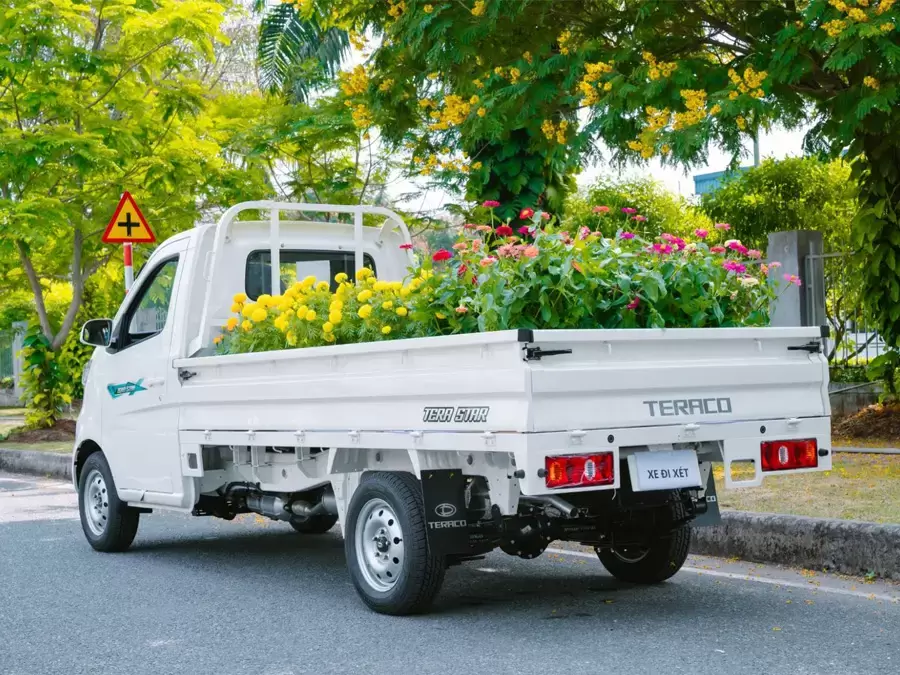 gia-xe-tai-990kg-moi-nhat-2026-nen-chon-loai-nao-phu-hop