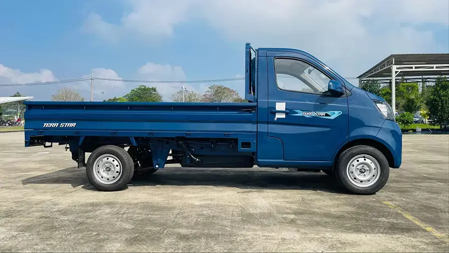 gia-xe-tai-990kg-moi-nhat-2026-nen-chon-loai-nao-phu-hop