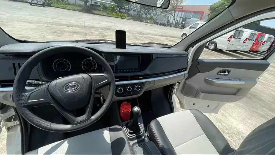 xe-tai-1-25-tan-cho-duoc-gi-giai-phap-van-chuyen-linh-hoat